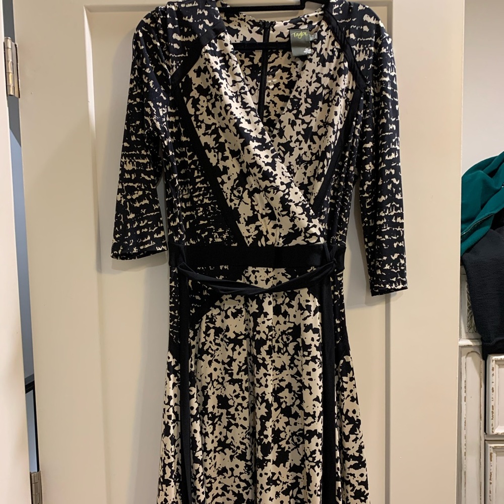 Patterned 3/4 Sleeve Dress